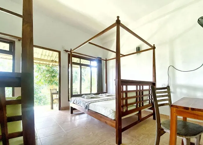 Kurumba Hostel